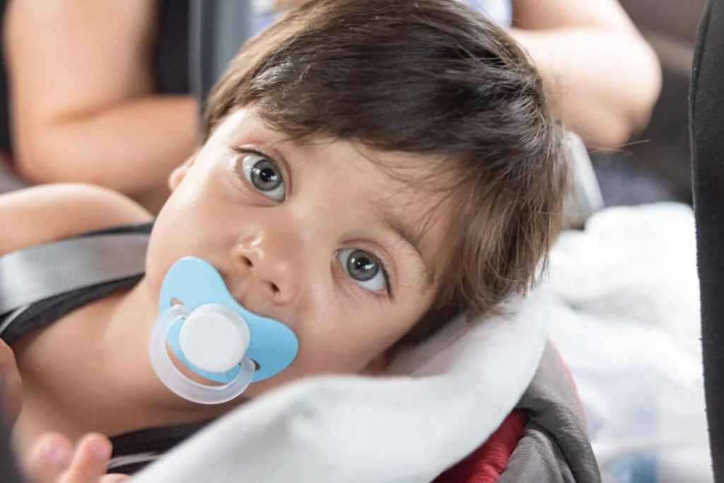 Pacifiers in speech development